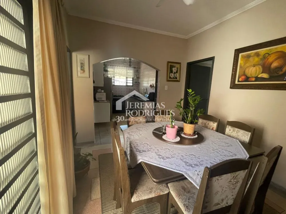 Casa com 4 dormitórios, 160 m² - Chácara do Visconde - Taubaté/SP