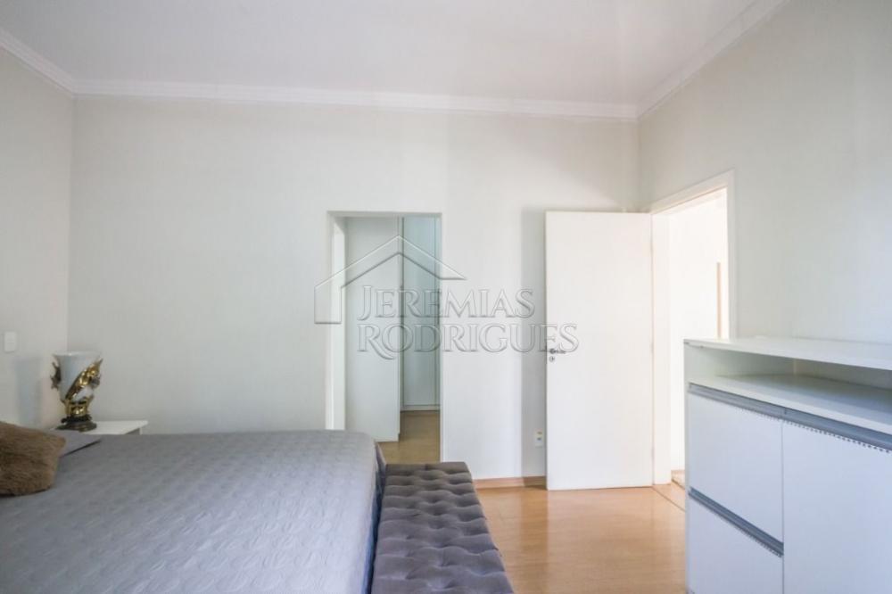 Casa à venda no Condomínio Colonial Village I em Pindamonhangaba/SP