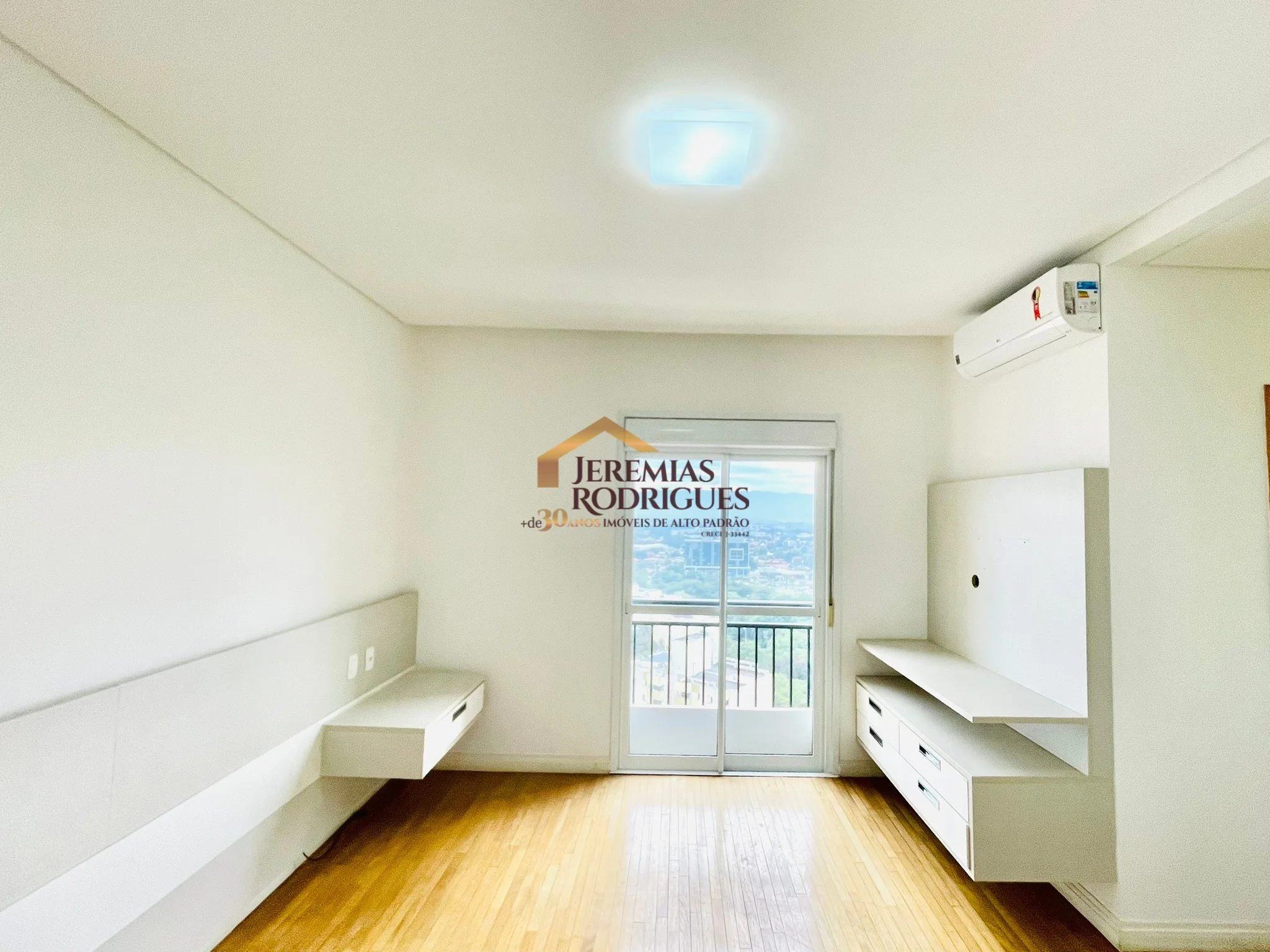 Apartamento Mobiliado para locação e venda no Condomínio Des Arts em Taubaté/SP.