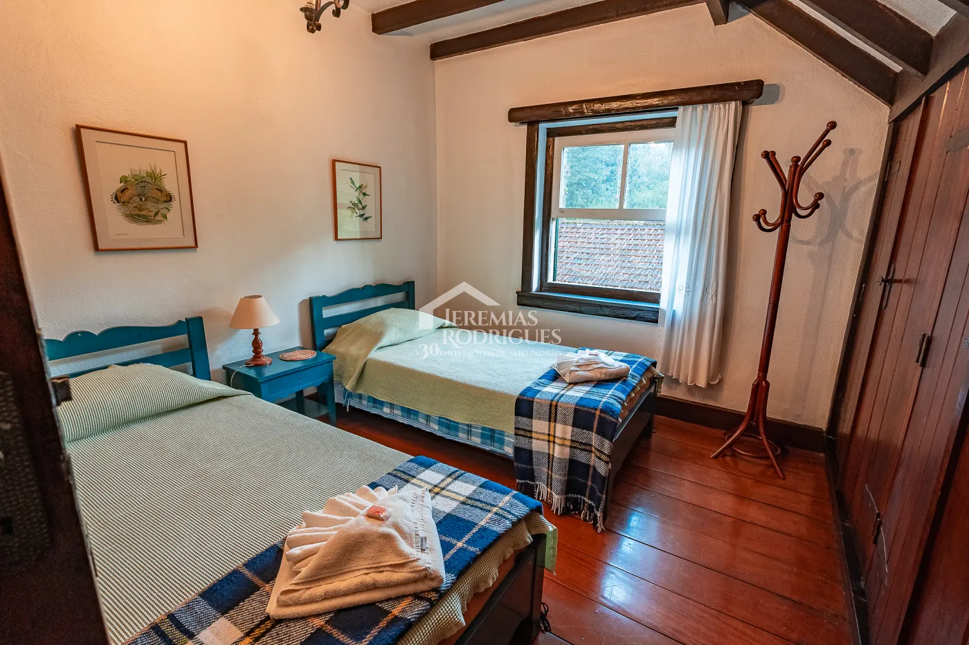 Casa com 9 dormitórios, 694 m² - Condomínio Reserva Figueiredo - Campos do Jordão/SP