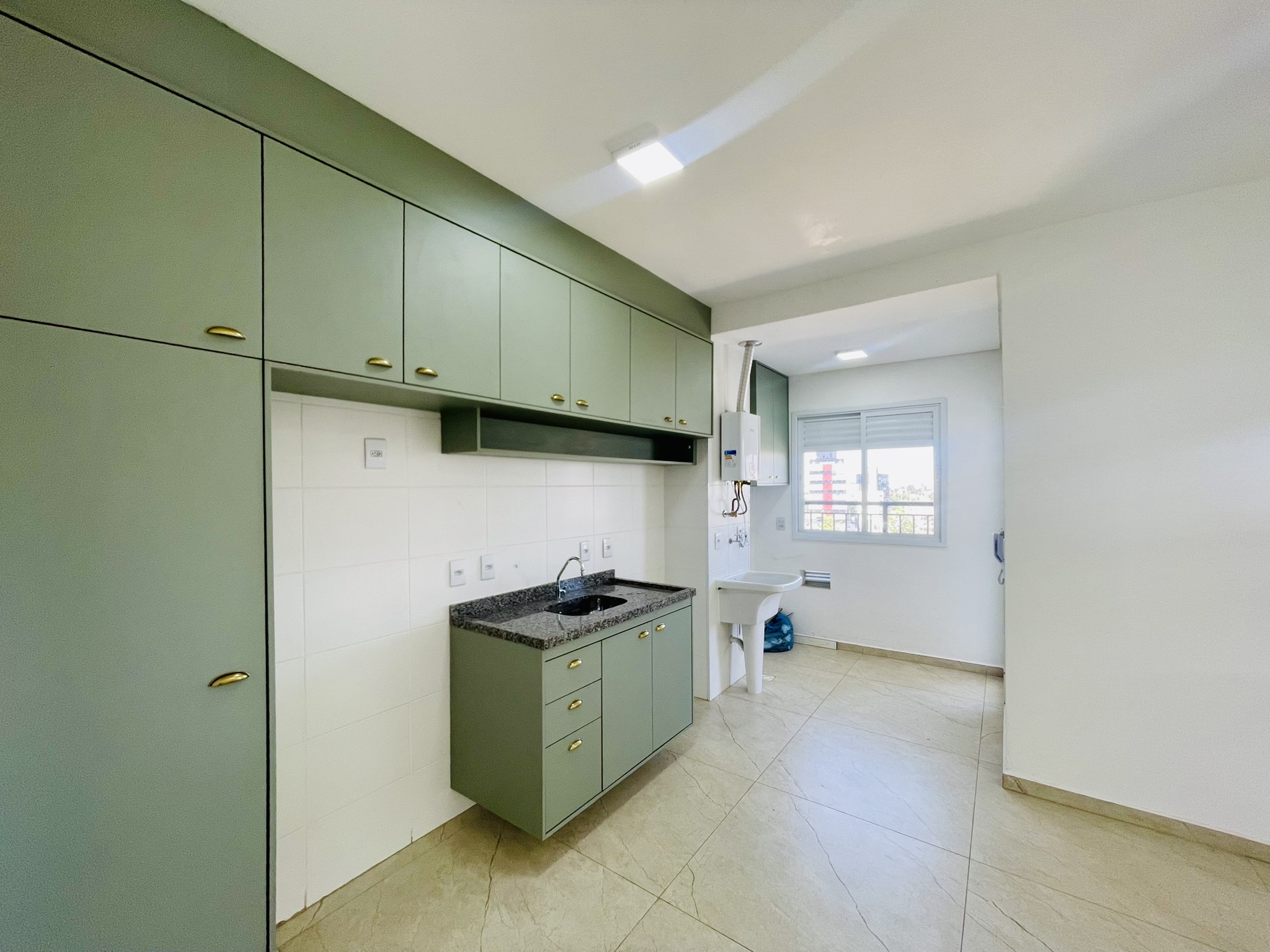Apartamento à venda com 2 dormitórios, 108 m² no Condomínio Syrah Residence em Taubaté/SP.