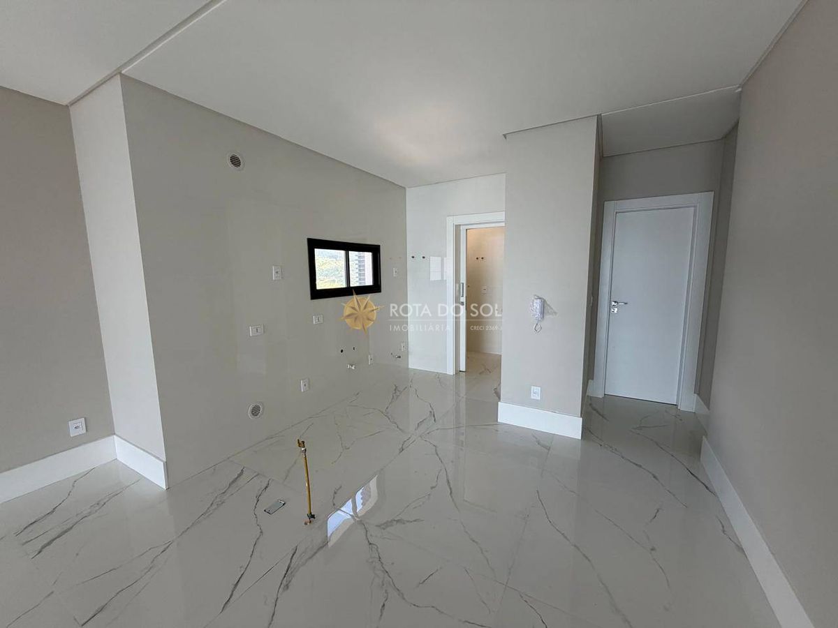 Grand Mirage Apartamento 3 Suítes Vista Mar no Centro de Itapema