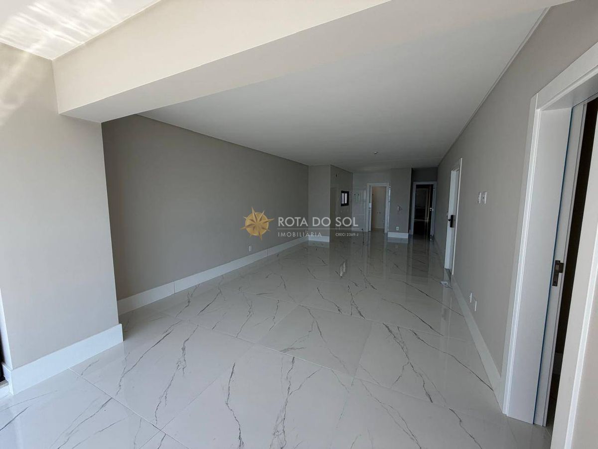 Grand Mirage Apartamento 3 Suítes Vista Mar no Centro de Itapema