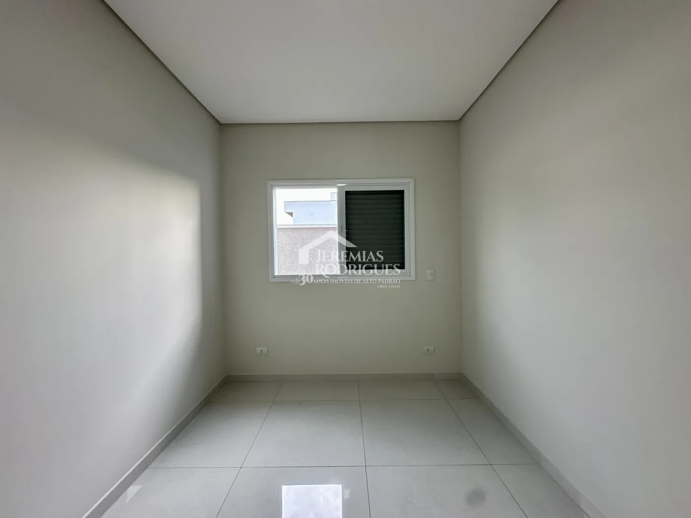 Casa com 3 dormitórios, 169,20 m² - Condomínio Ouro Ville - Taubaté/SP.
