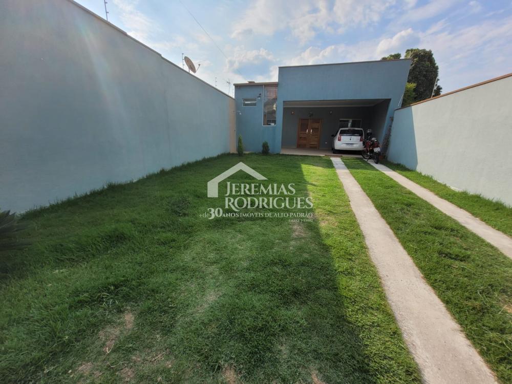 Casa térrea com 3 dormitórios - Jardim Santa Cruz - Taubaté/SP