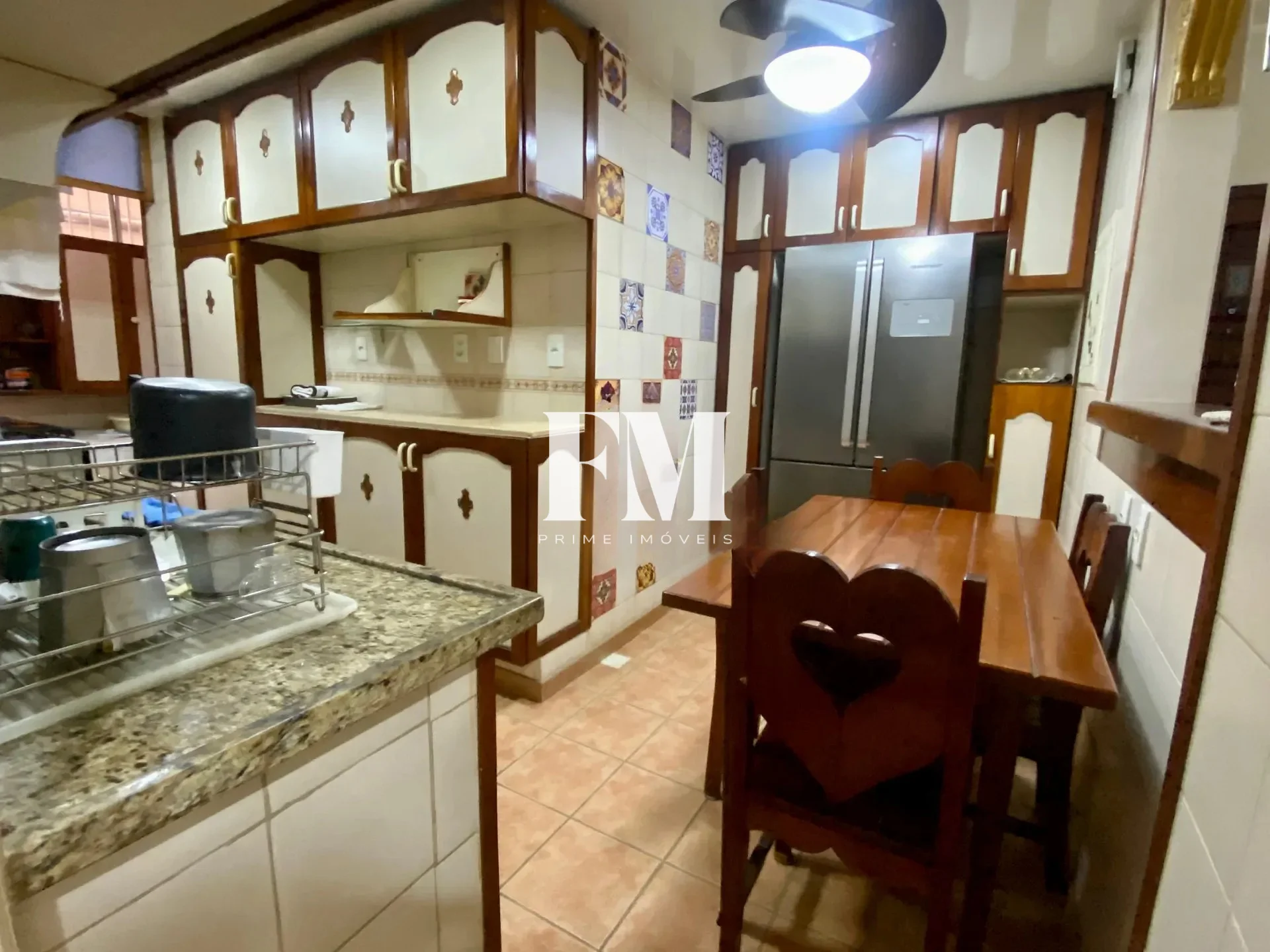 Oportunidade na quadra da praia Copacabana, Posto 3! Apartamento modernizado à venda, 2 quartos , s - foto 8