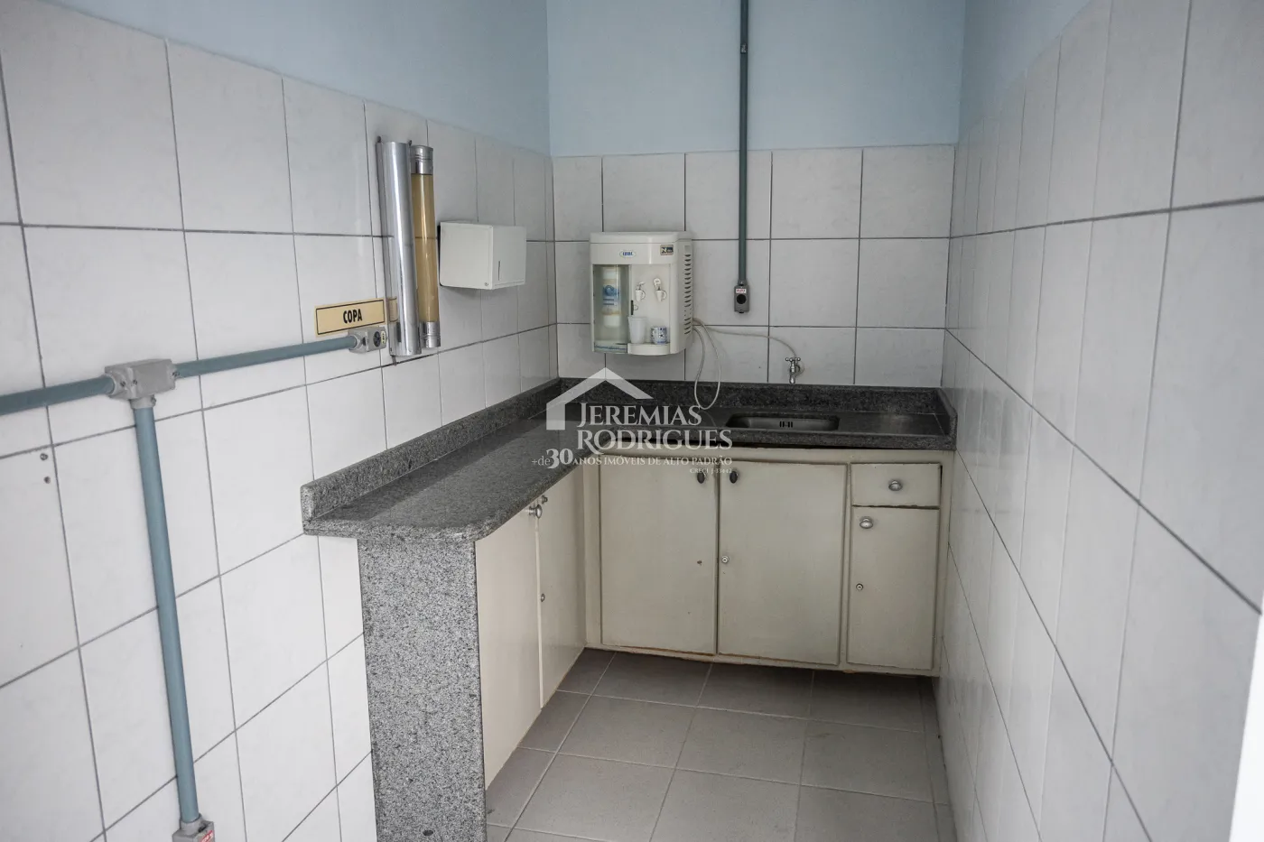 Área disponível para venda em Guaratinguetá.