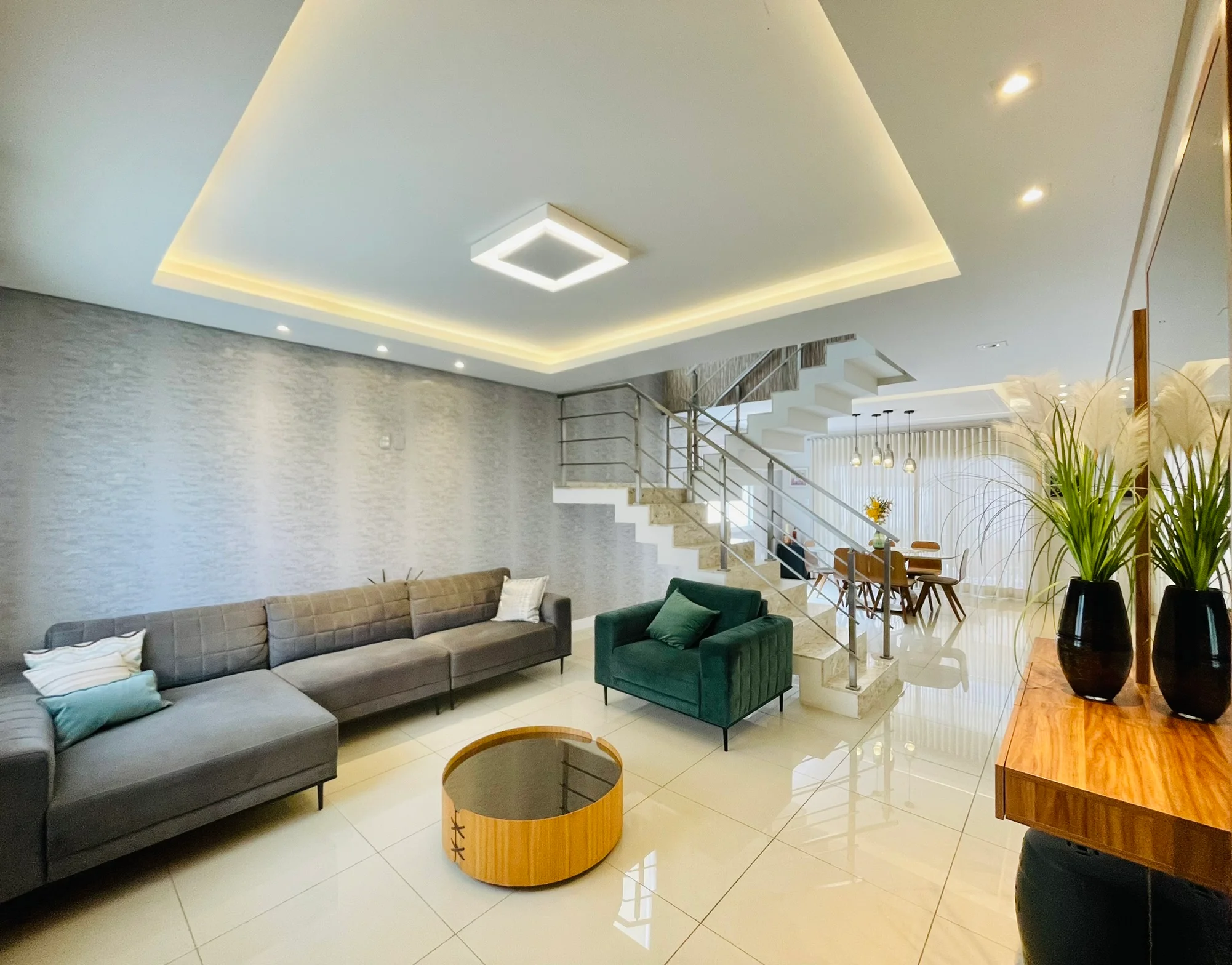 Casa à venda com 3 dormitórios no Condomínio Parque das Araucárias em Tremembé/SP. 