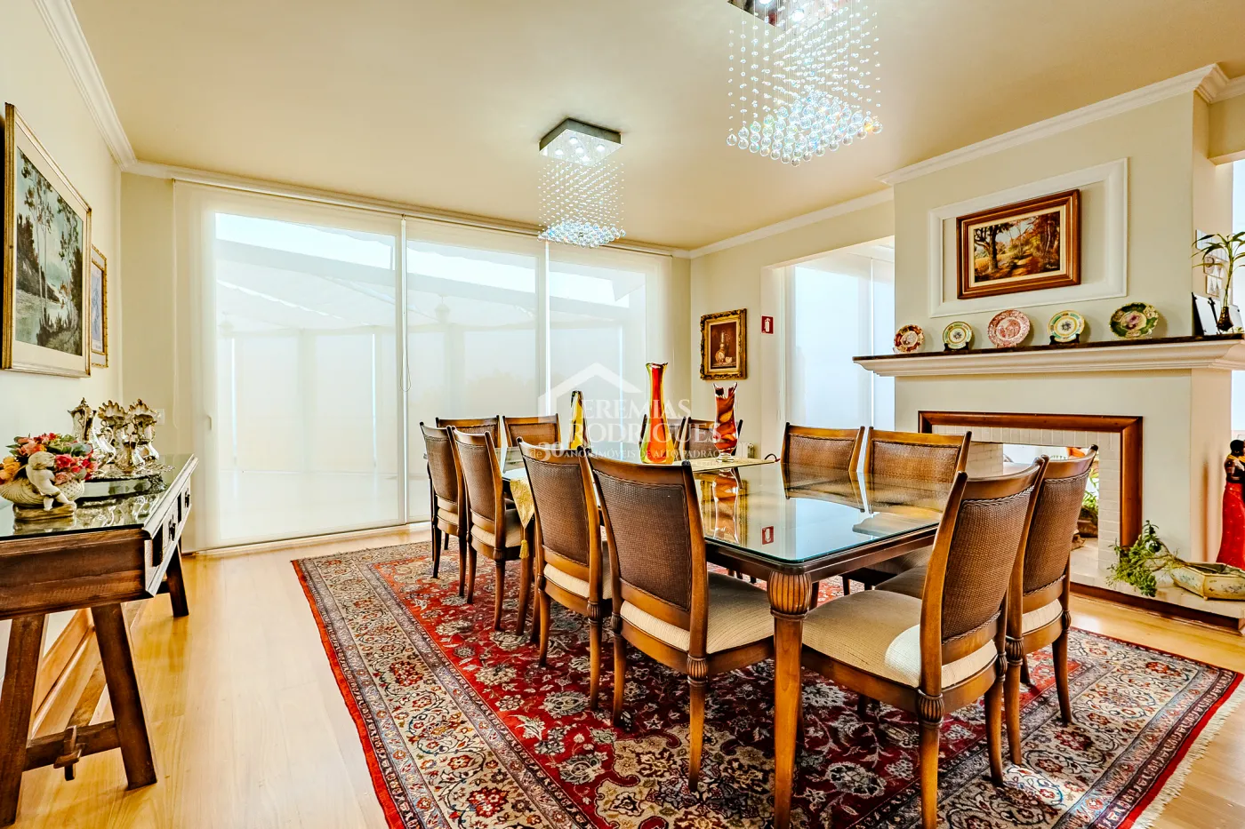 Casa à venda no Parque Pedra do Baú em Campos do Jordão/SP.