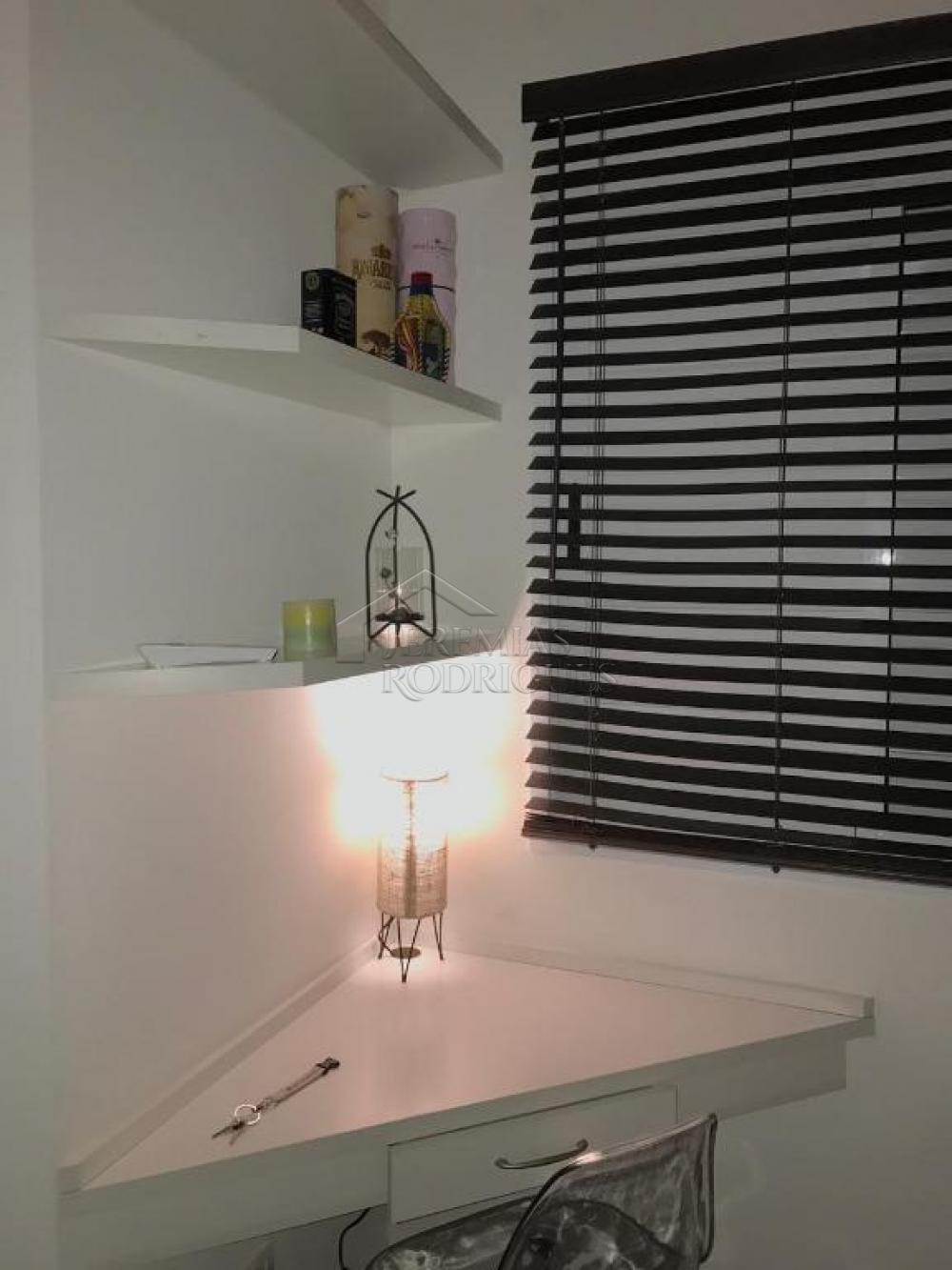 Apartamento com 3 dormitórios, 126 m² - Edifício Village Towers - Taubaté/SP.