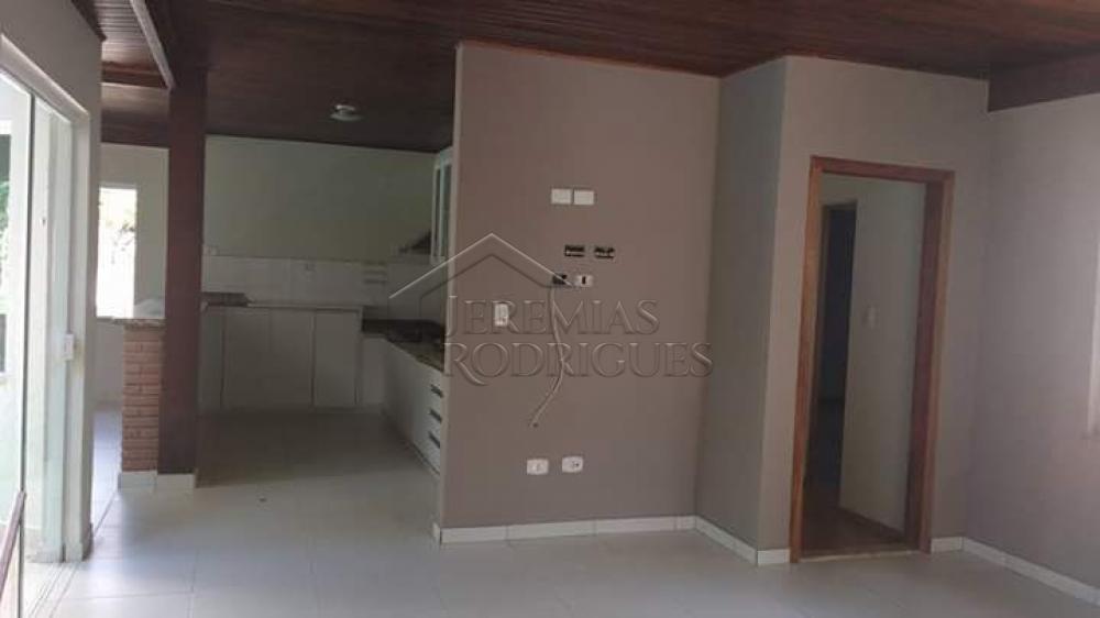 Casa com 3 dormitórios, 380 m² - Condomínio Chácaras Cataguá - Taubaté/SP.