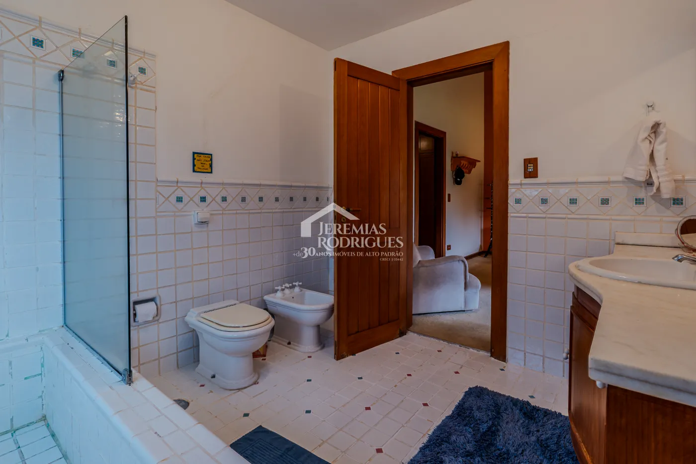 Casa de Campo à venda com 5 suítes no bairro Reinópolis em Santo Antônio do Pinhal/SP