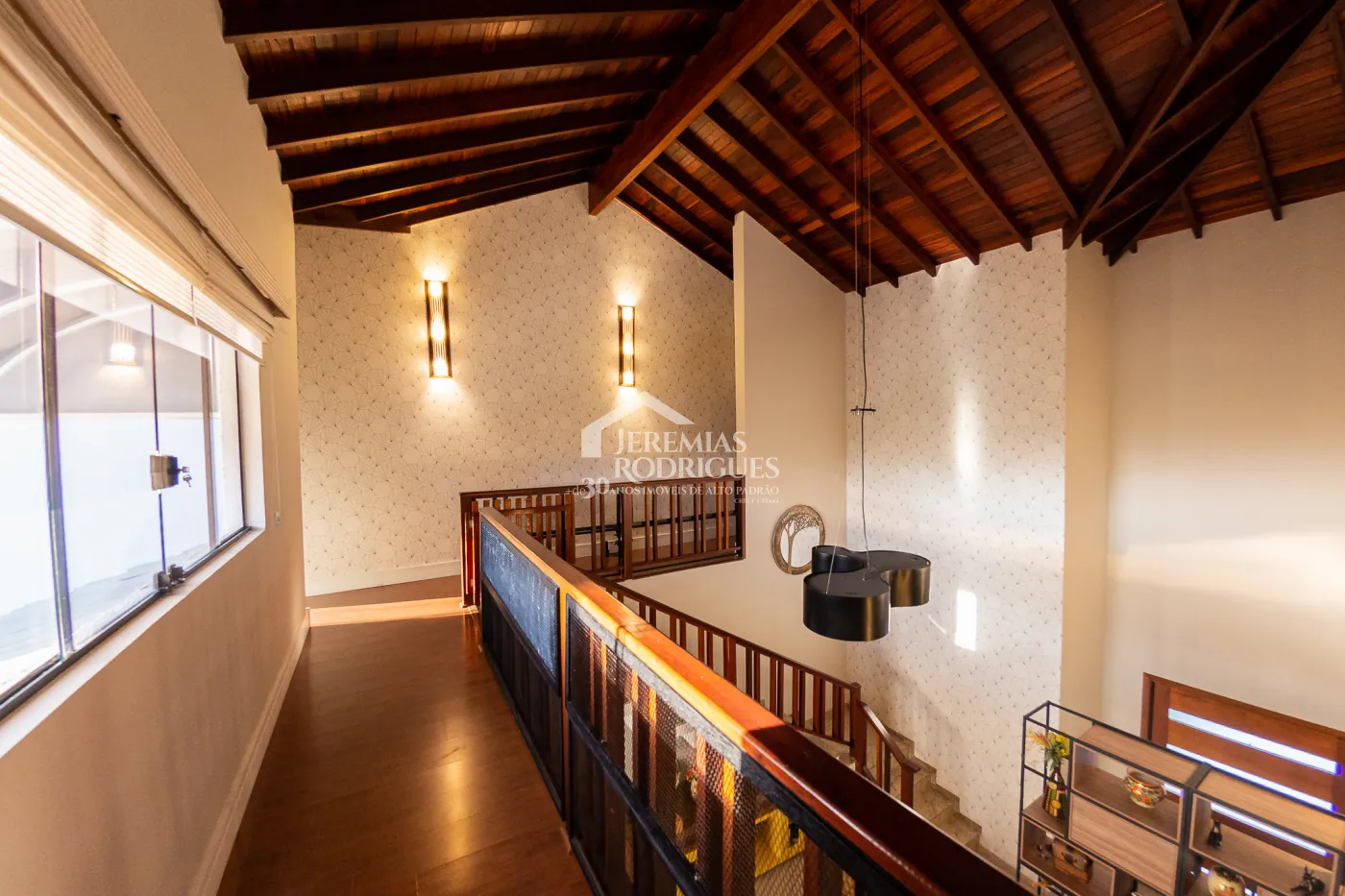 Casa à venda no Condomínio Colonial Village I em Pindamonhangaba/SP