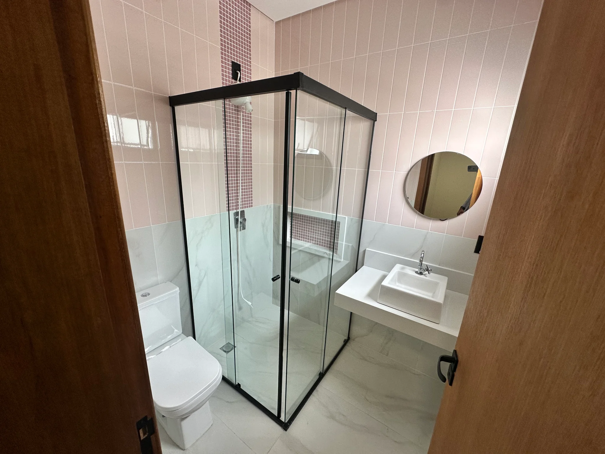 Casa para locação no Condomínio Reserva dos Lagos em Pindamonhangaba/SP.