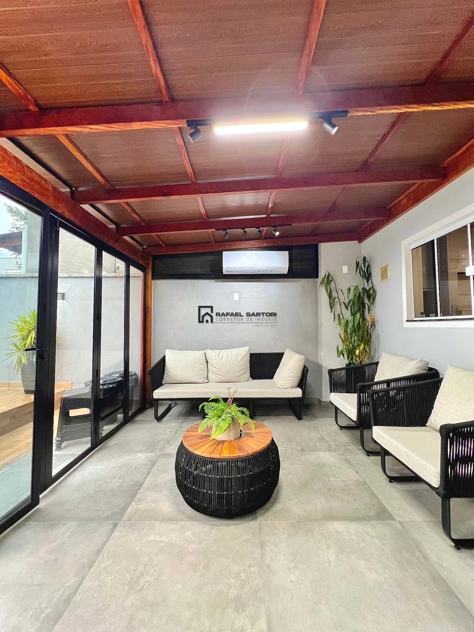 GEMINADO DUPLEX MOBILIADO NO CENTENARIO — foto 7