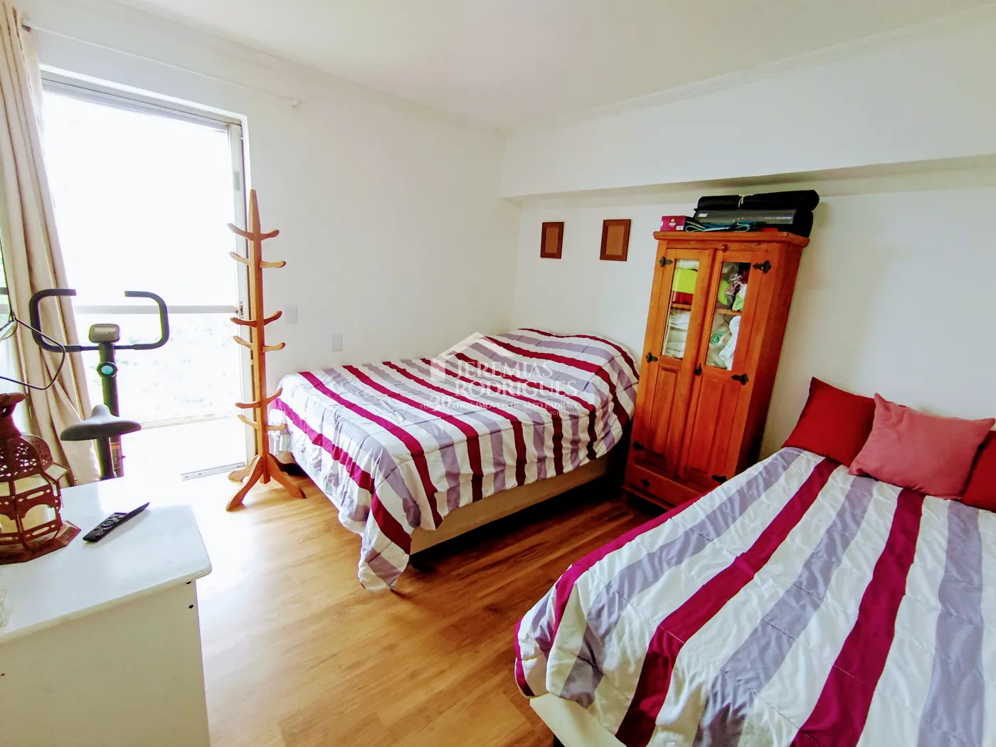 Apartamento à venda com 3 dormitórios, 149 m² - Condomínio Cabo São José em São Jose dos Campos/SP.