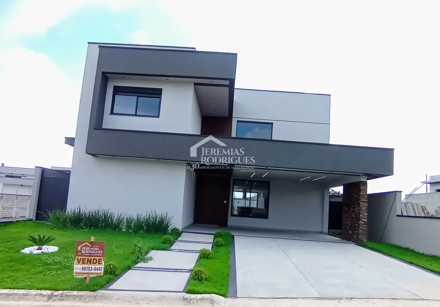 Casa para venda com 4 dormitórios no Condomínio Village Splendore em Pindamonhangaba/SP