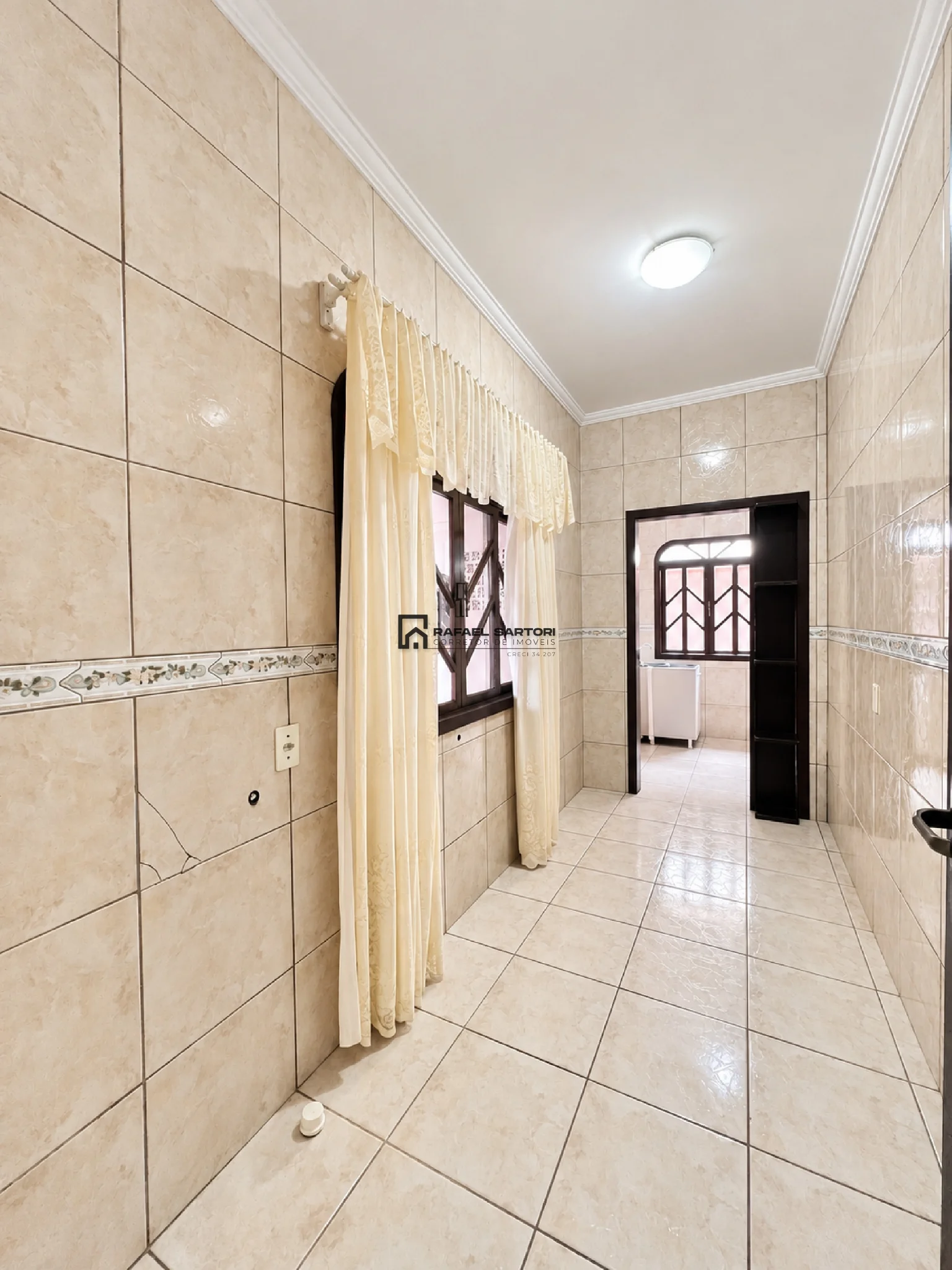 CASA COM 05 QUARTOS BAIRRO CENTENÁRIO - foto 13