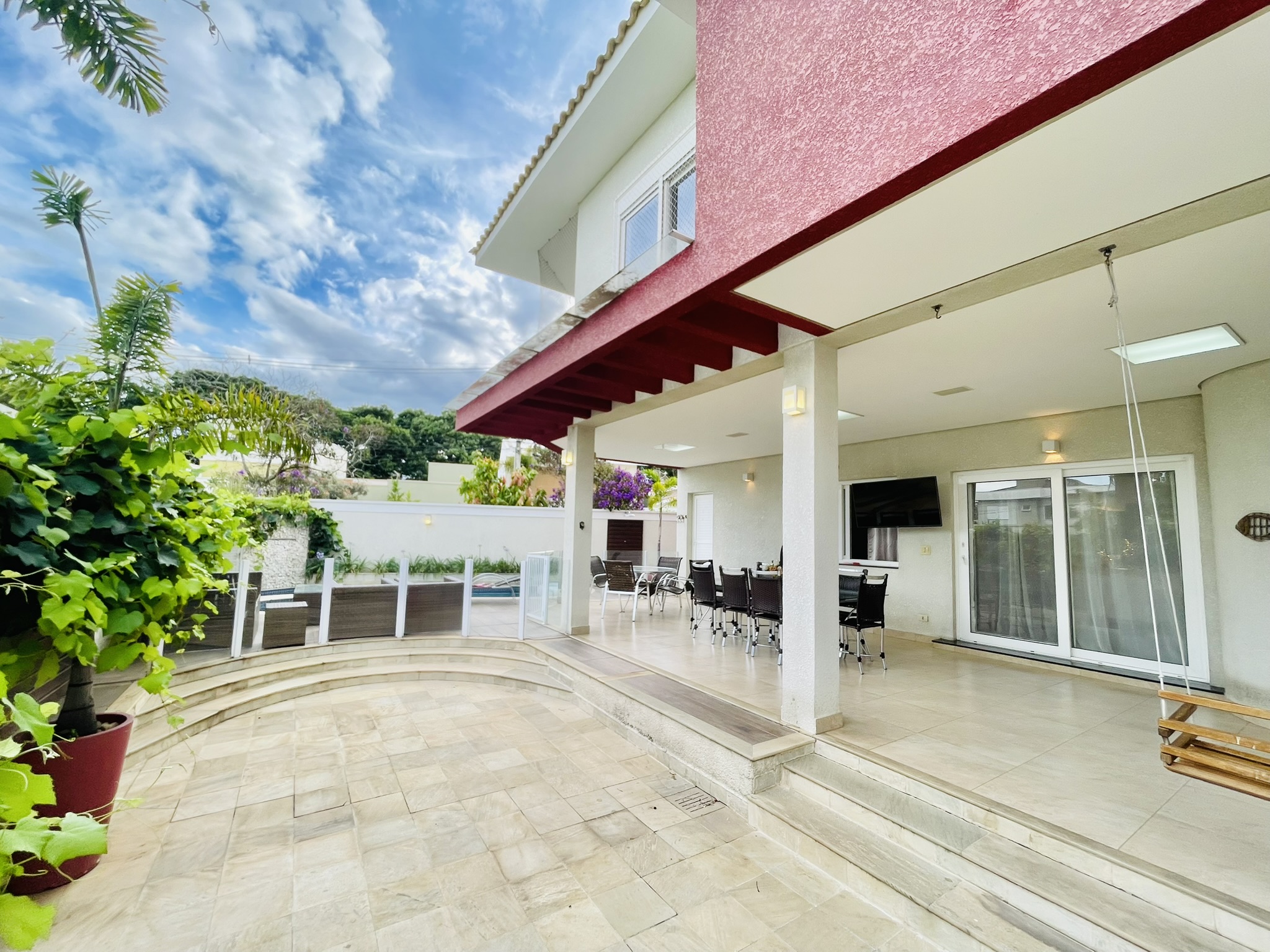 Casa para venda com 4 dormitórios no Condomínio Campos Do Conde I em Tremembé/SP