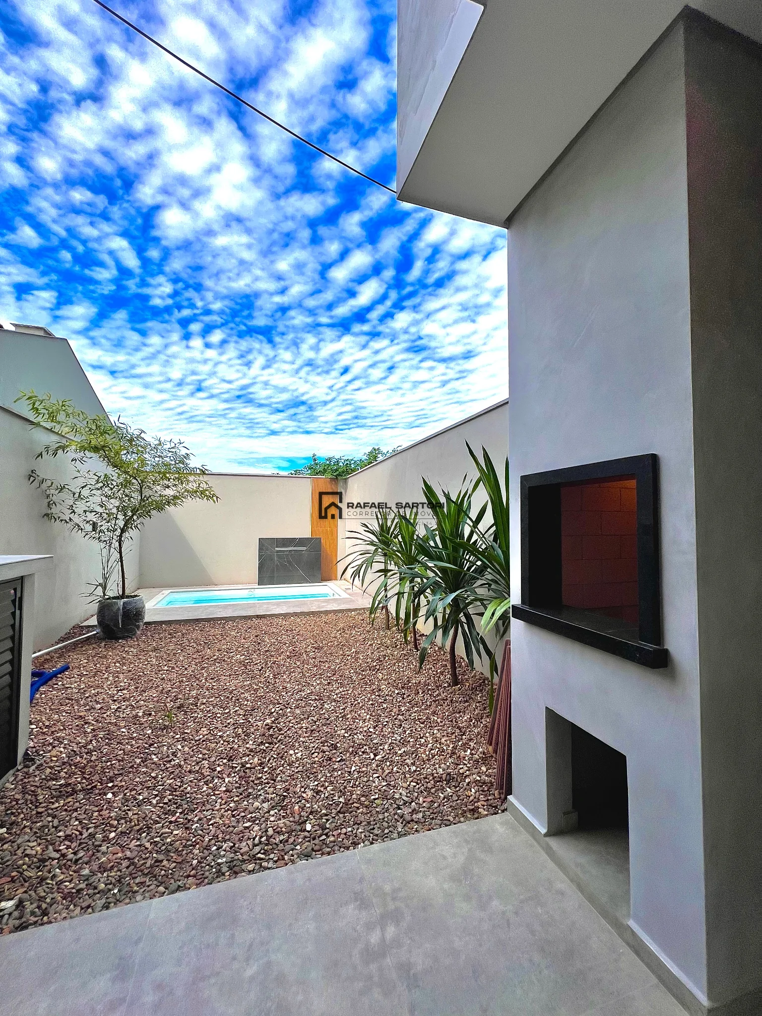 GEMINADO DUPLEX COM PISCINA E 02 SUITES — foto 4