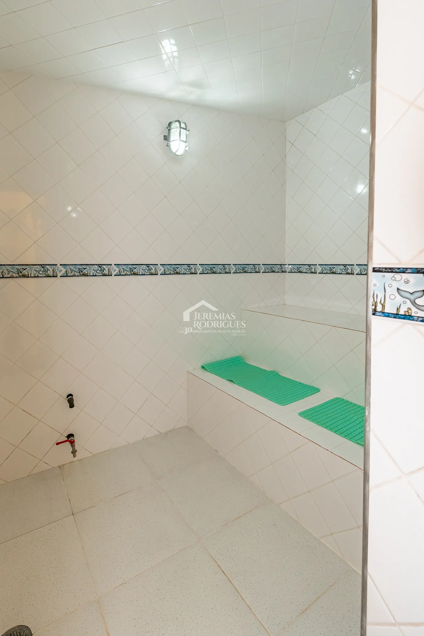 Casa com 5 suítes, 950 m² - Alto do Capivari - Campos do Jordão/SP