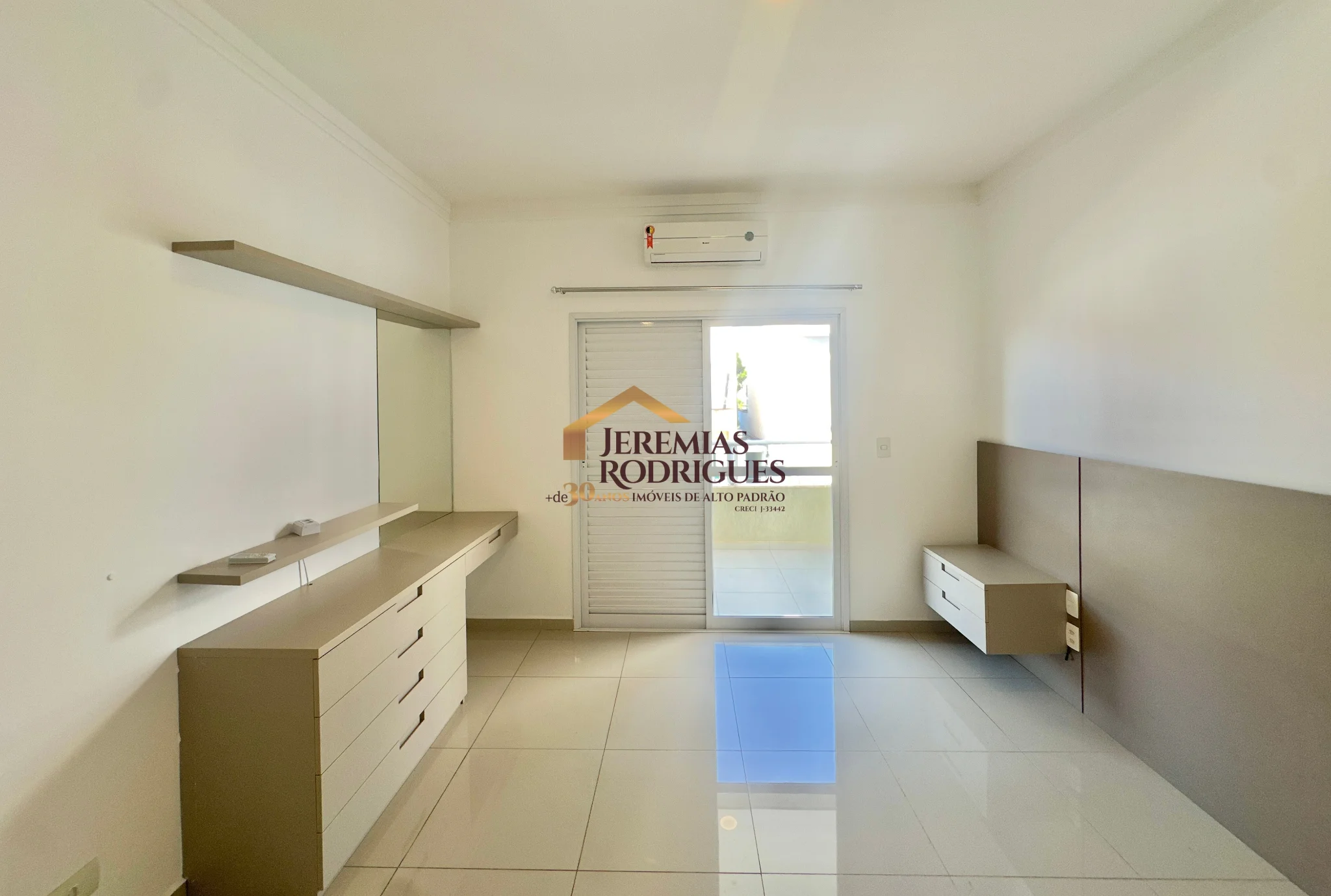 Casa para locação e venda no Condomínio Campos do Conde II Versailles em Tremembé/SP. - foto 33