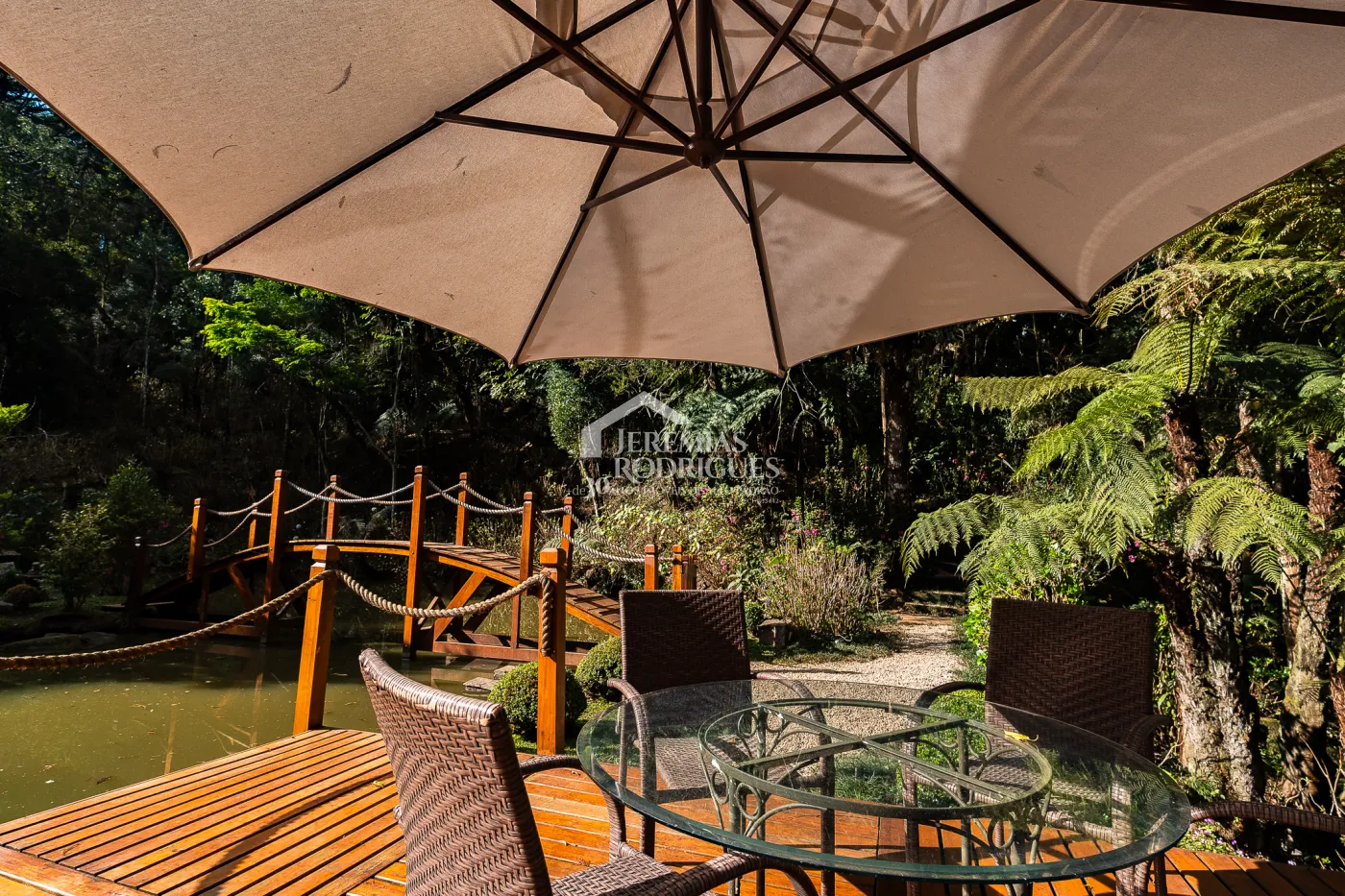 Casa com 7 suítes, 770 m² - Pedra do Fogo - Campos do Jordão/SP.