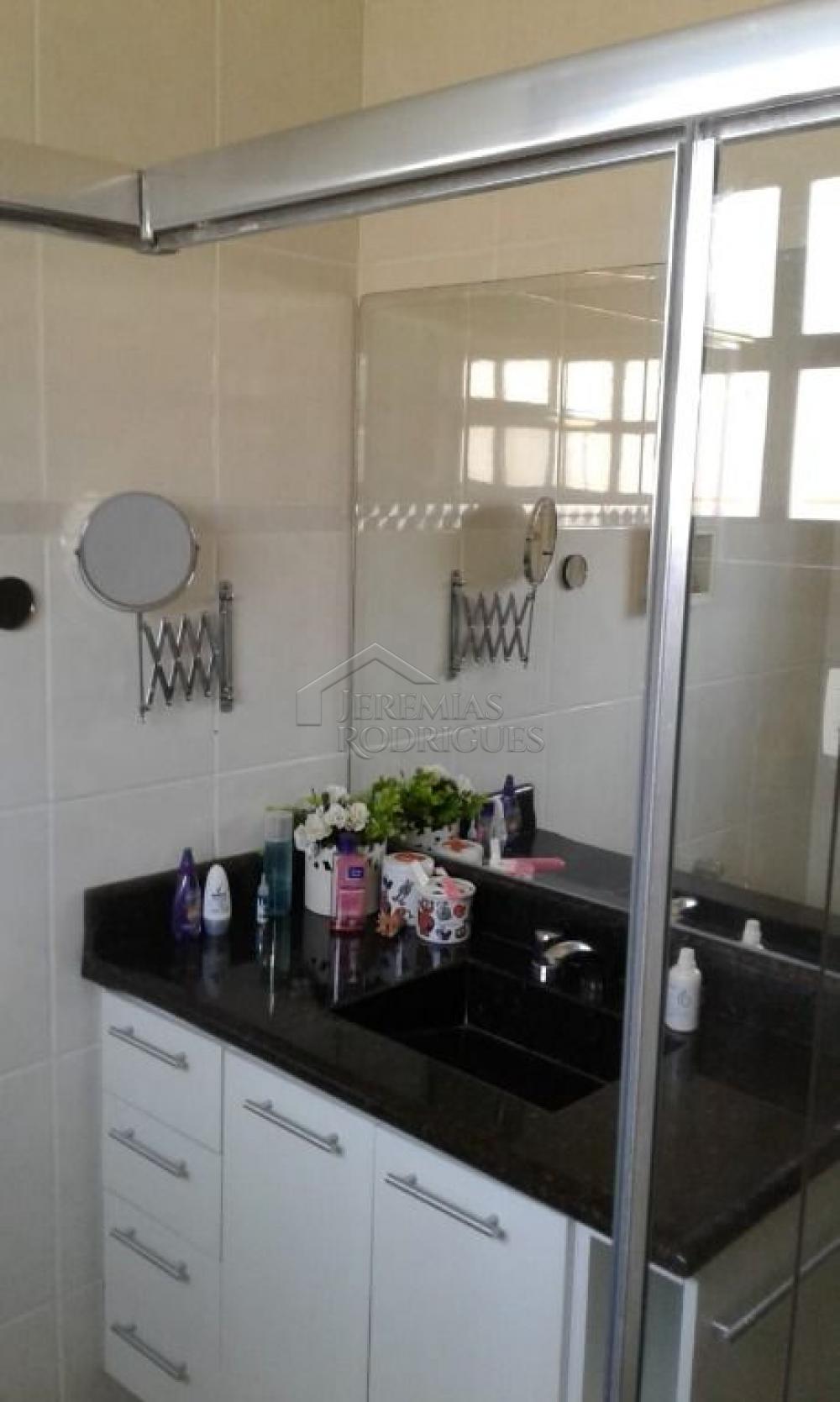 Casa à venda por R$ 1.050.000,00 - Pindamonhangaba/SP