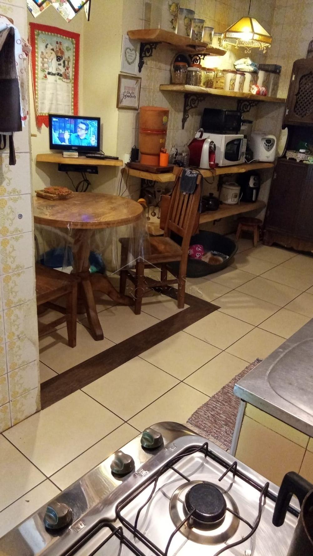 Casa com 3 quartos, 260 m², à venda por R$ 1.200.000- Centro - Taubaté/SP