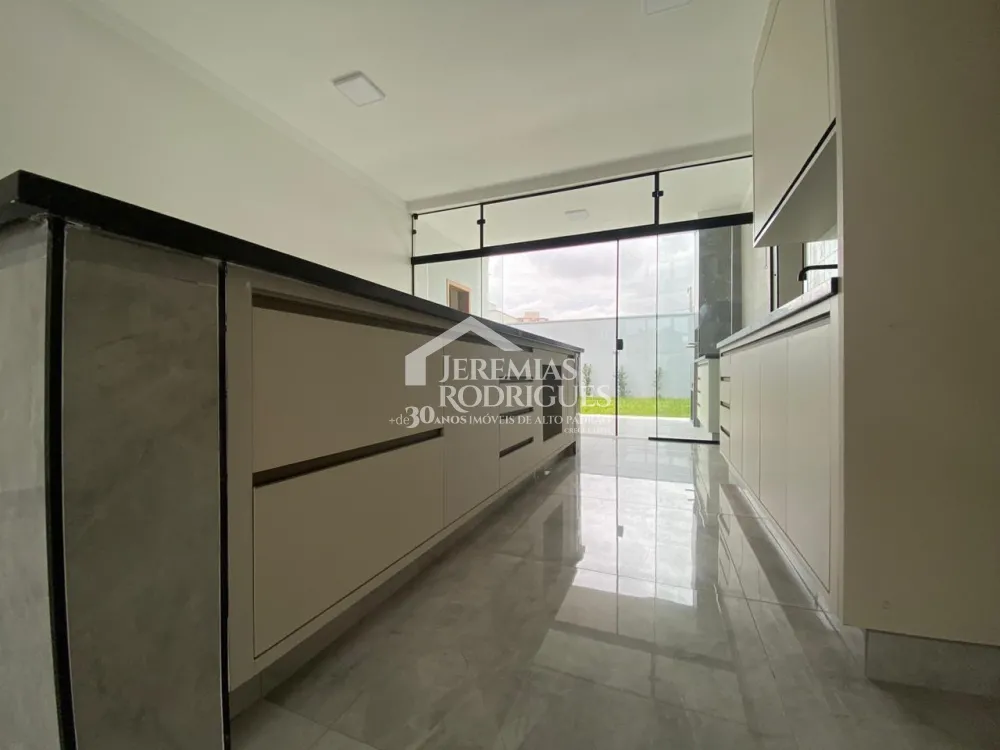 Casa com 3 suítes, 220 m² - Condomínio Parque das Araucárias - Tremembé/SP