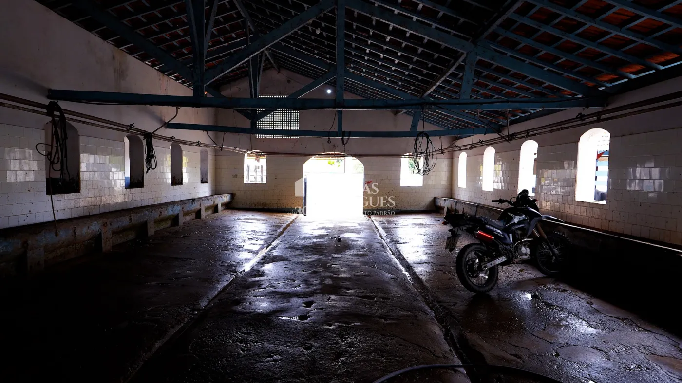 Fazenda à venda com 2.544 hectares em Santa Branca/SP.