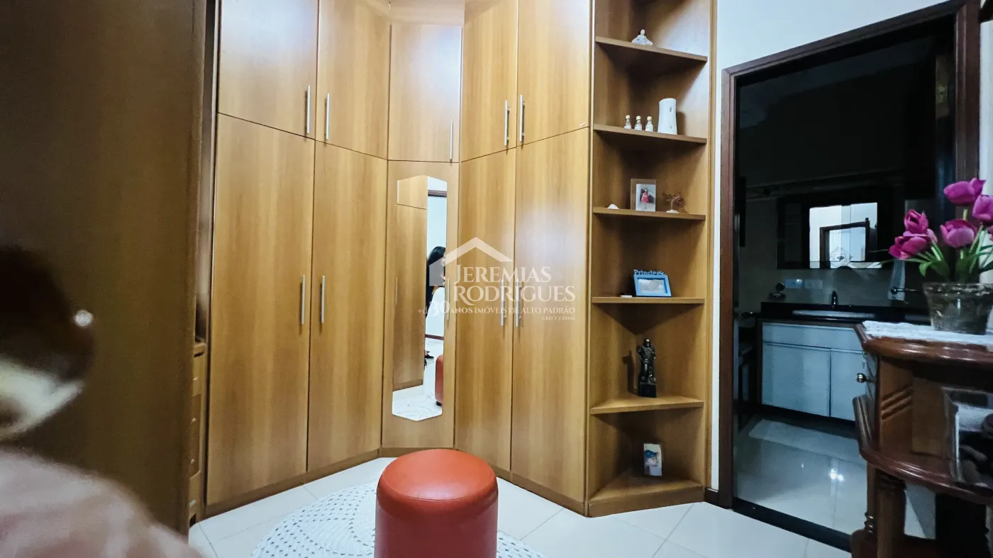 Sobrado com 3 dormitórios, 291 m² - Condomínio Jardim das Hortênsias - Taubaté/SP