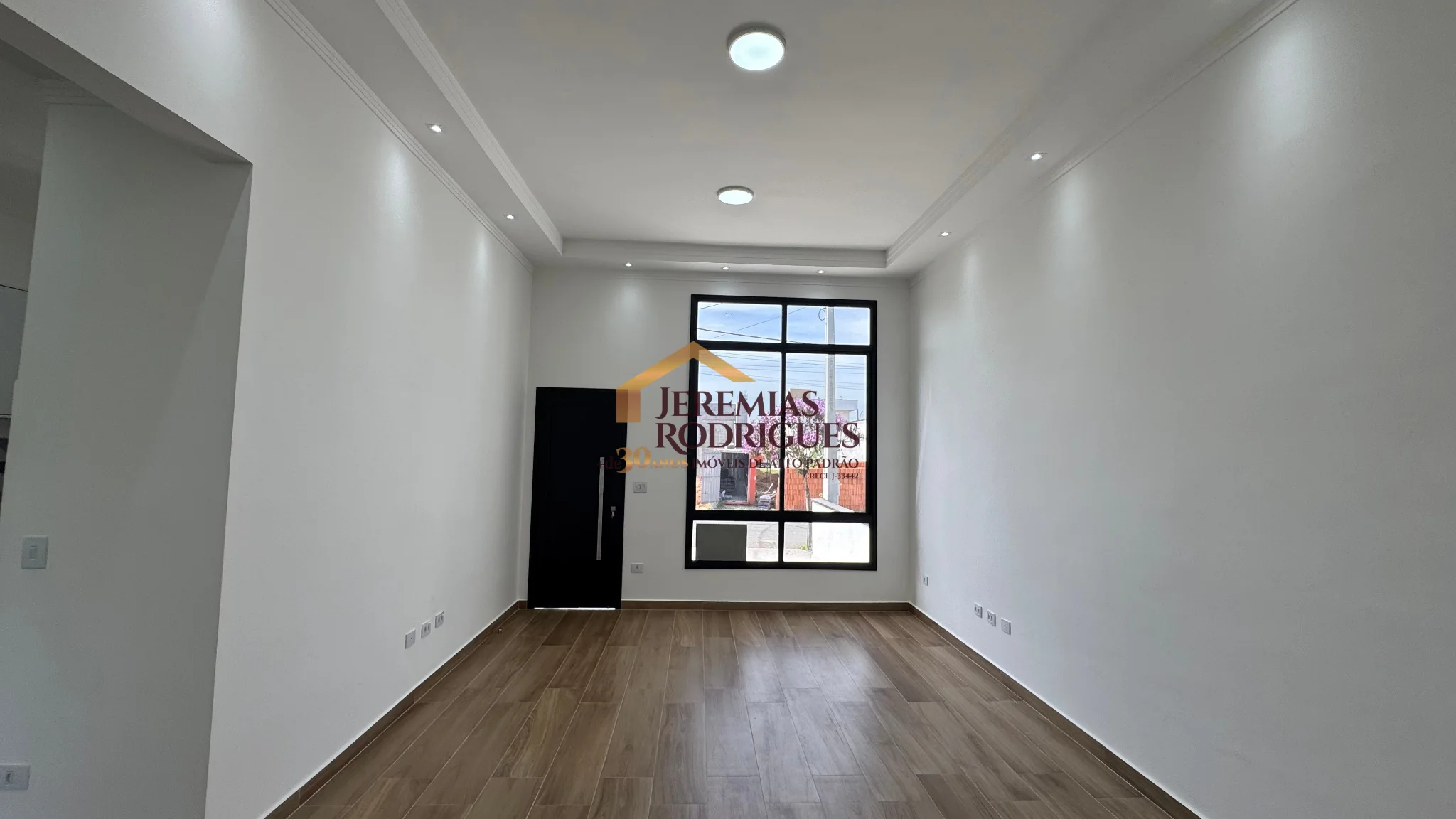 Casa à venda no Condomínio Residencial Laguna em Pindamonhangaba/SP. — foto 1