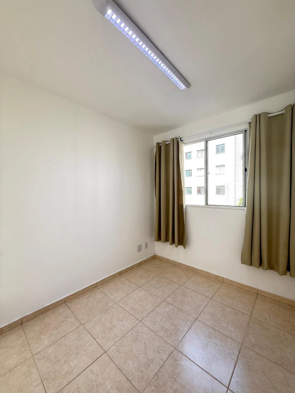 Apartamento com Piscina e 2 Quartos em Colina de Laranjeiras - Serra ES - foto 6