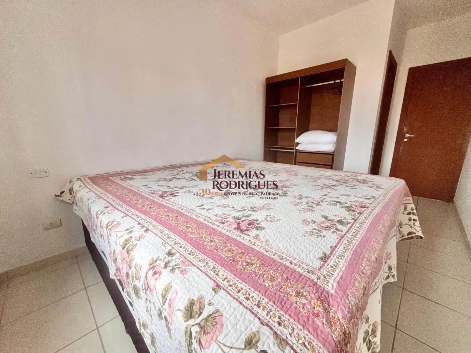 Apartamento Semi mobiliado, porteira fechada à venda no Bairro do Itaguá em Ubatuba/SP. — foto 10