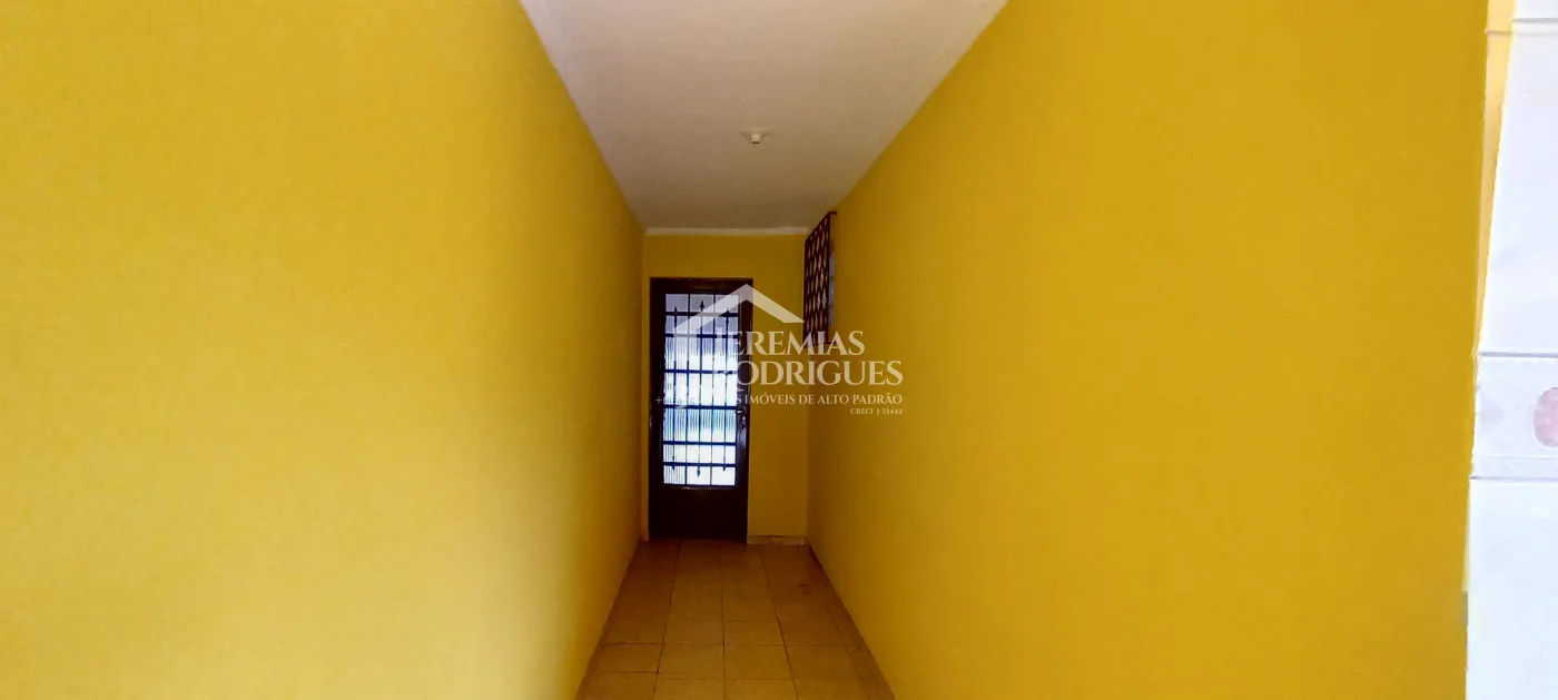 Casa com 4 dormitórios, 250 m² - Vila Rica - Pindamonhangaba/SP