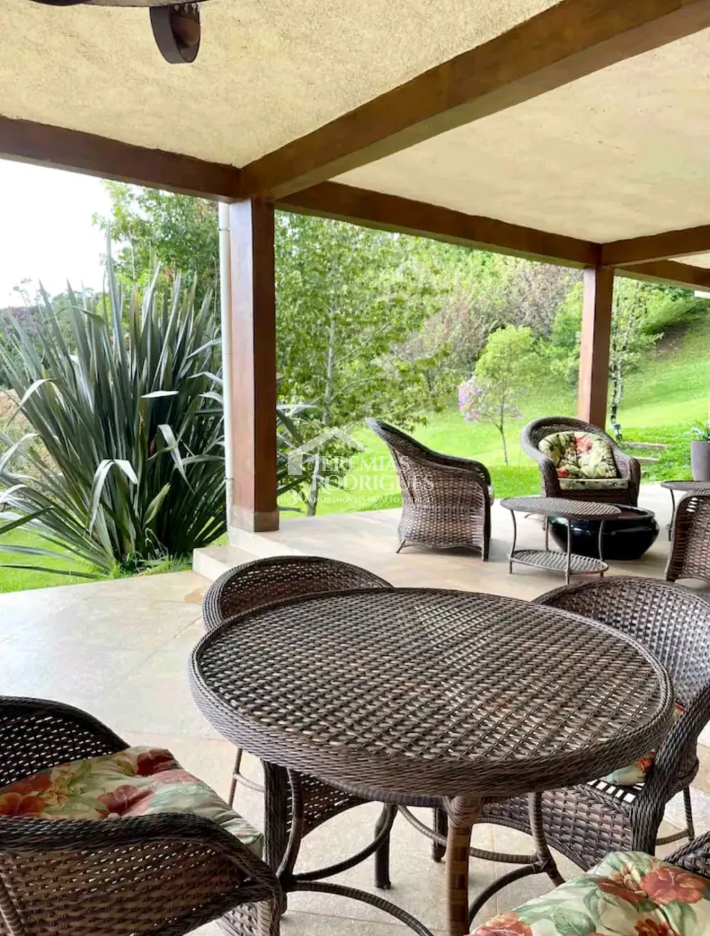 Casa com 6 suítes, 550 m² - Condomínio Pedra do Fogo - Campos do Jordão/SP