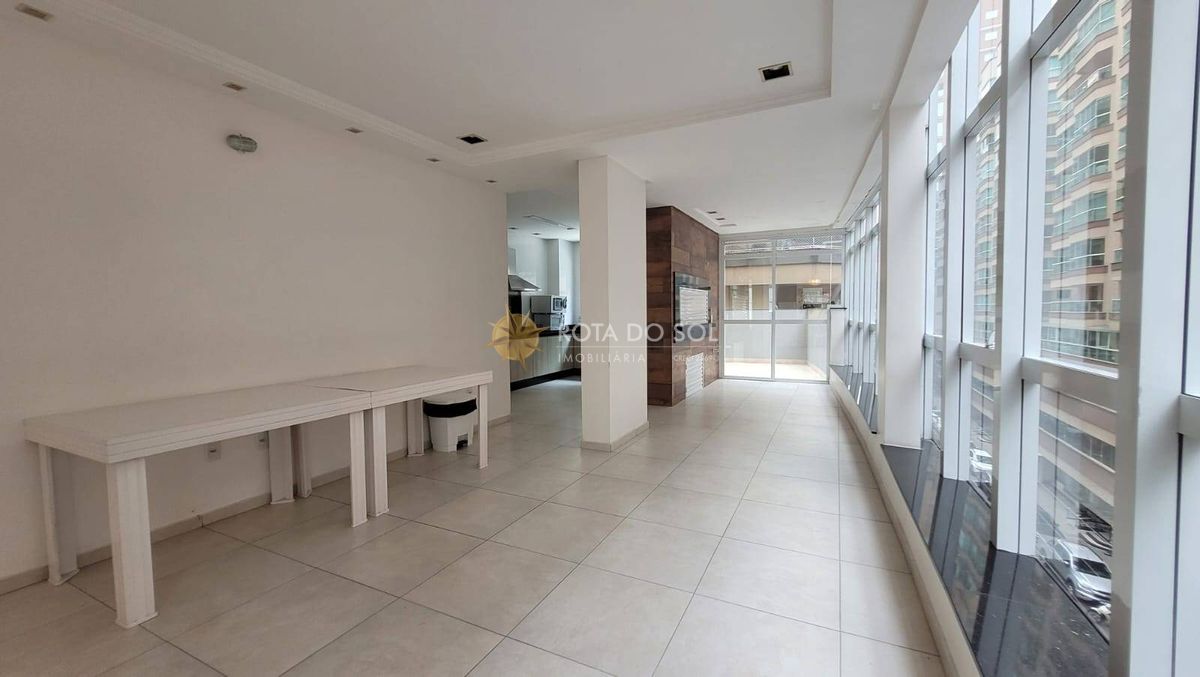 Residecial Embaixador Apartamento 3 Suítes e 2 Vagas em Meia Praia Itapema SC