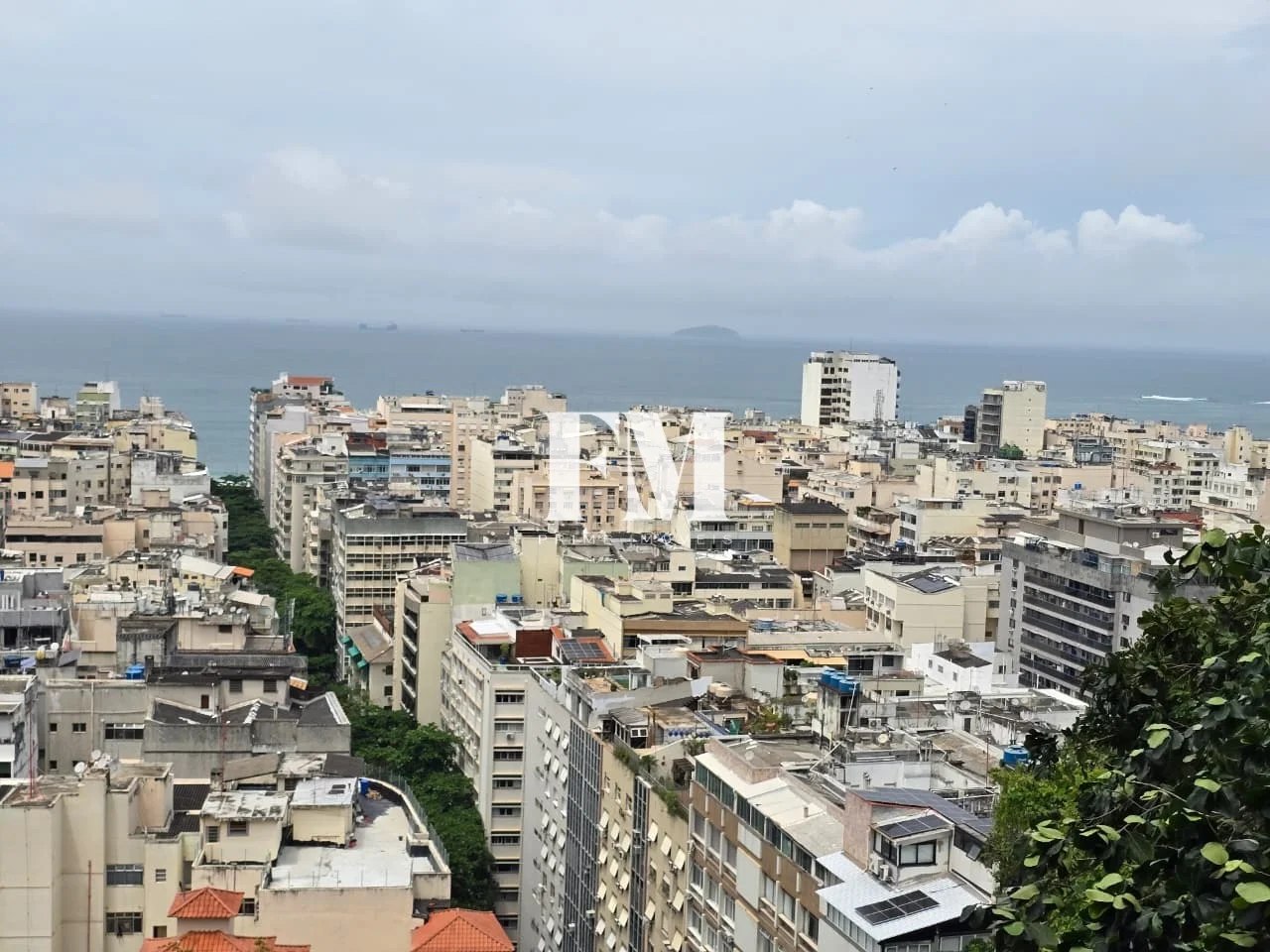 Exclusividade em Copacabana | Rua Marechal Mascarenhas de Morais | Modernizado | Original 3 Quartos | 100m² com Vaga e Lazer Completo - foto 27