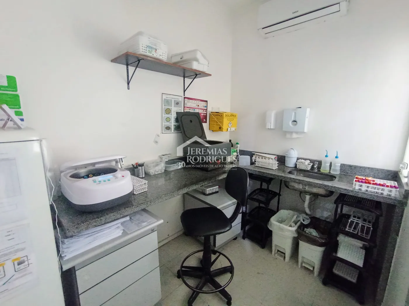 Ponto comercial para venda com 161 m² no bairro São Benedito em Pindamonhangaba/SP