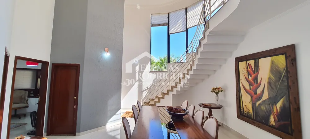 Casa com 3 dormitórios, 350 m² - Condomínio Taubaté Village - Taubaté/SP