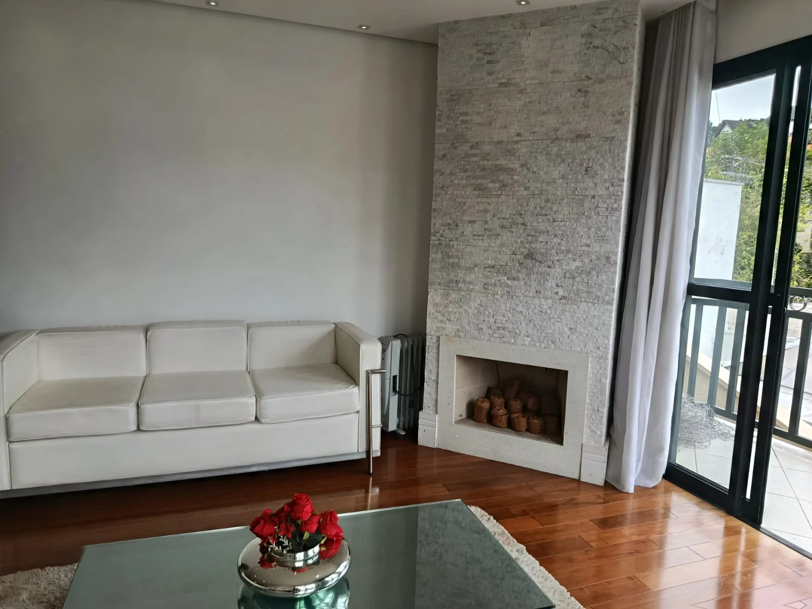 Apartamento à venda com 3 suítes, 128m² no Condomínio Ville de Vie em Campos do Jordão/SP