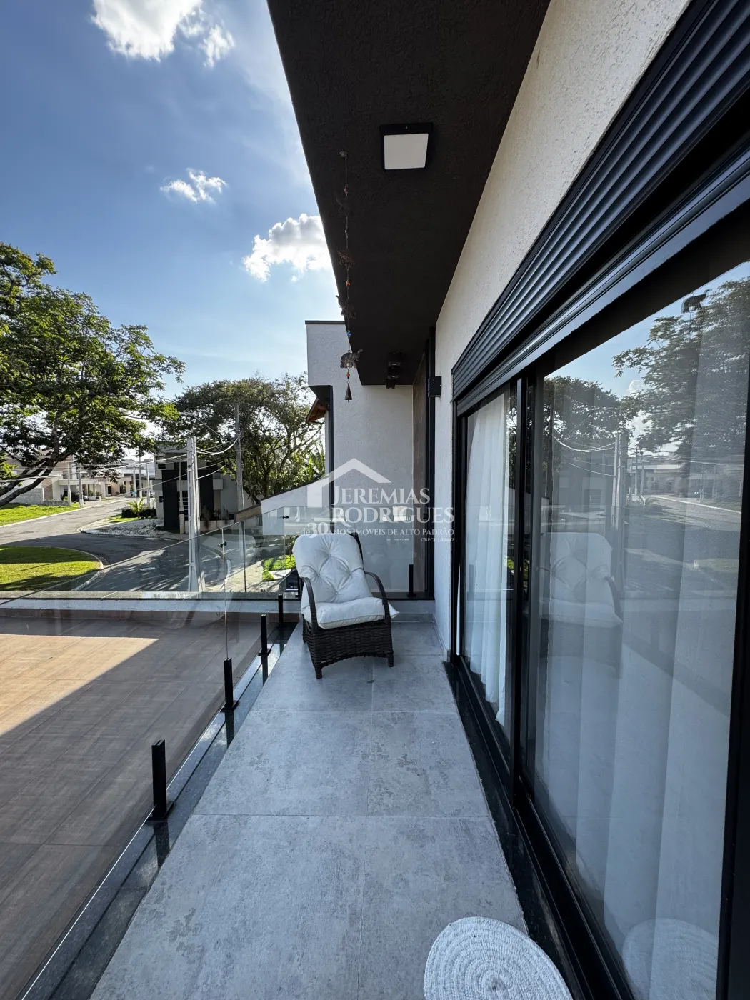 Casa com 3 dormitórios, 267 m² - Condomínio Parque das Araucárias - Tremembé/SP.