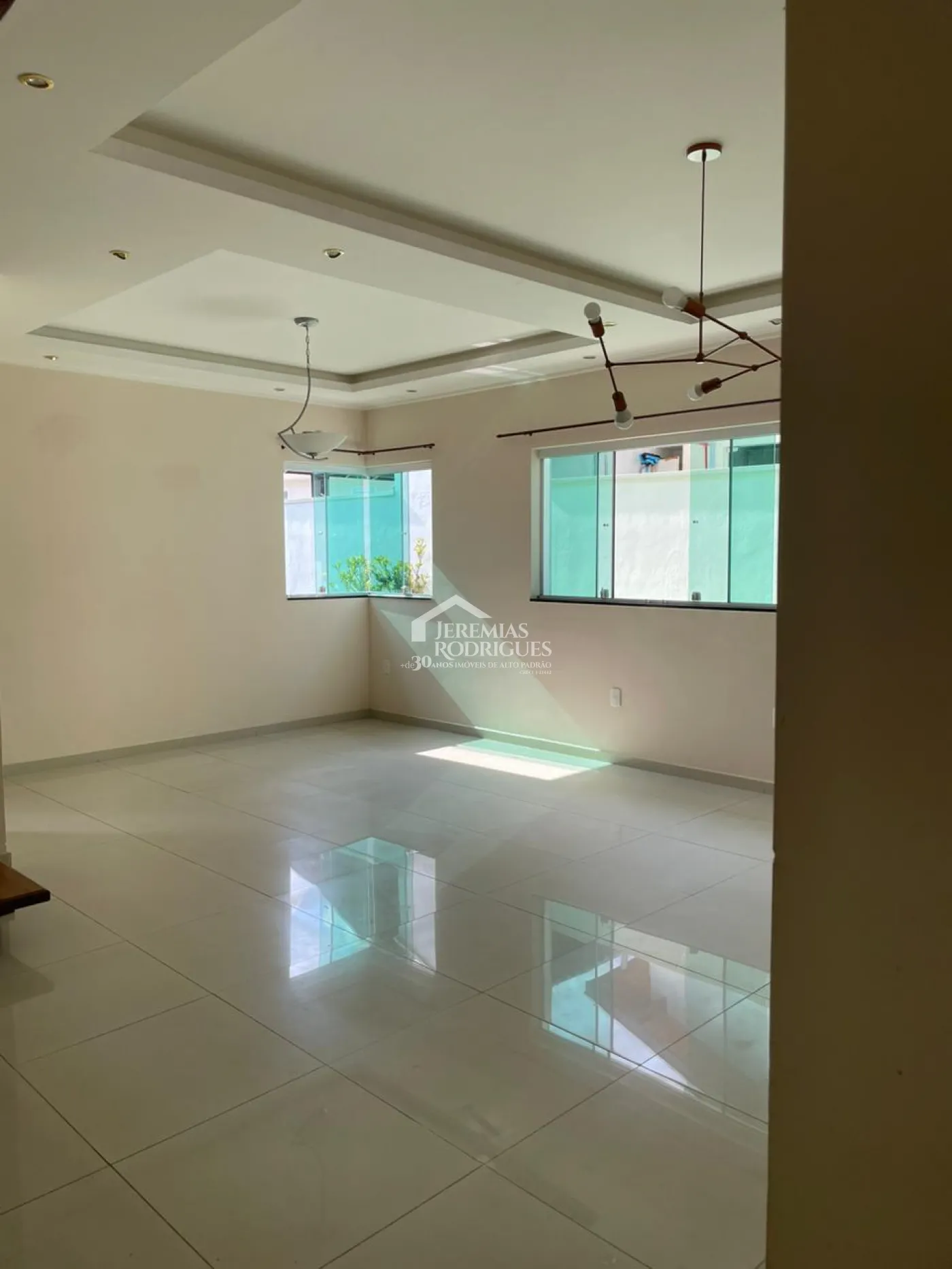 Casa com 3 dormitórios, 379 m² - Condomínio Real Ville - Pindamonhangaba/SP