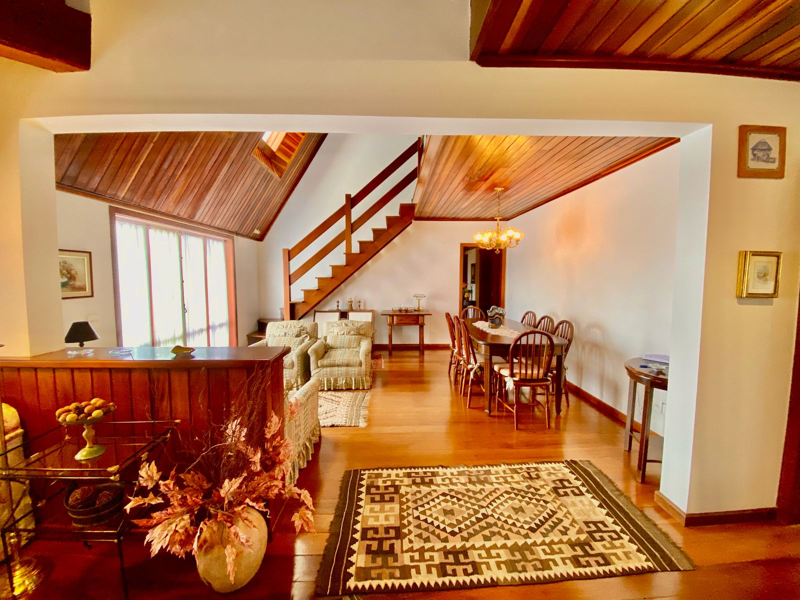 Apartamento à venda no Condomínio Le Bourg Saint Maurice em Campos do Jordão/SP.