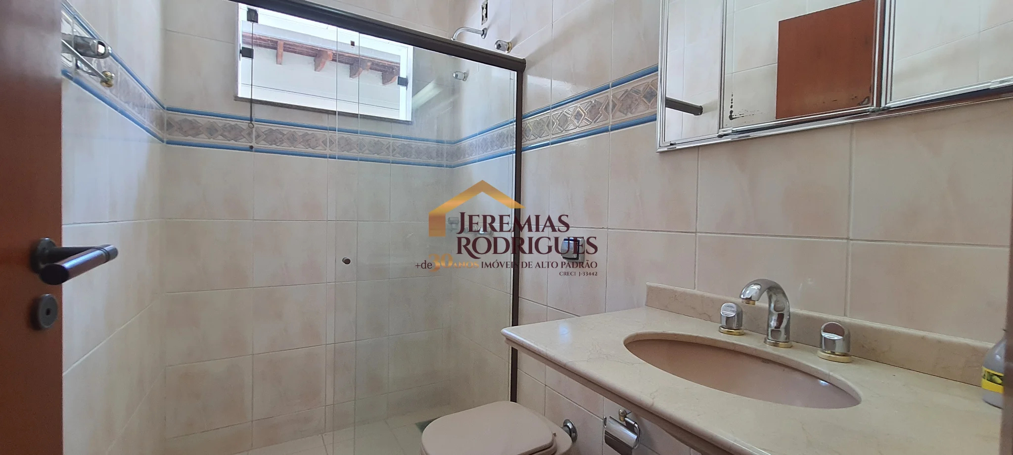Casa para locação residencial ou comercial e venda  no Bairro Jardim das Nações em Taubaté/SP. — foto 19