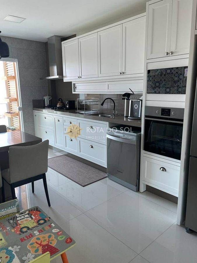 Atlantic Paradise Apartamento 4 Suítes com Lazer de Resort em Meia Praia Itapema