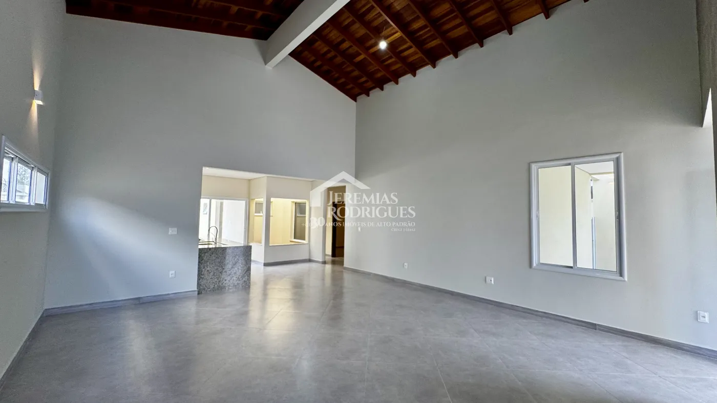 Casa à venda no Condomínio Reserva Bonsucesso em Pindamonhangaba/SP
