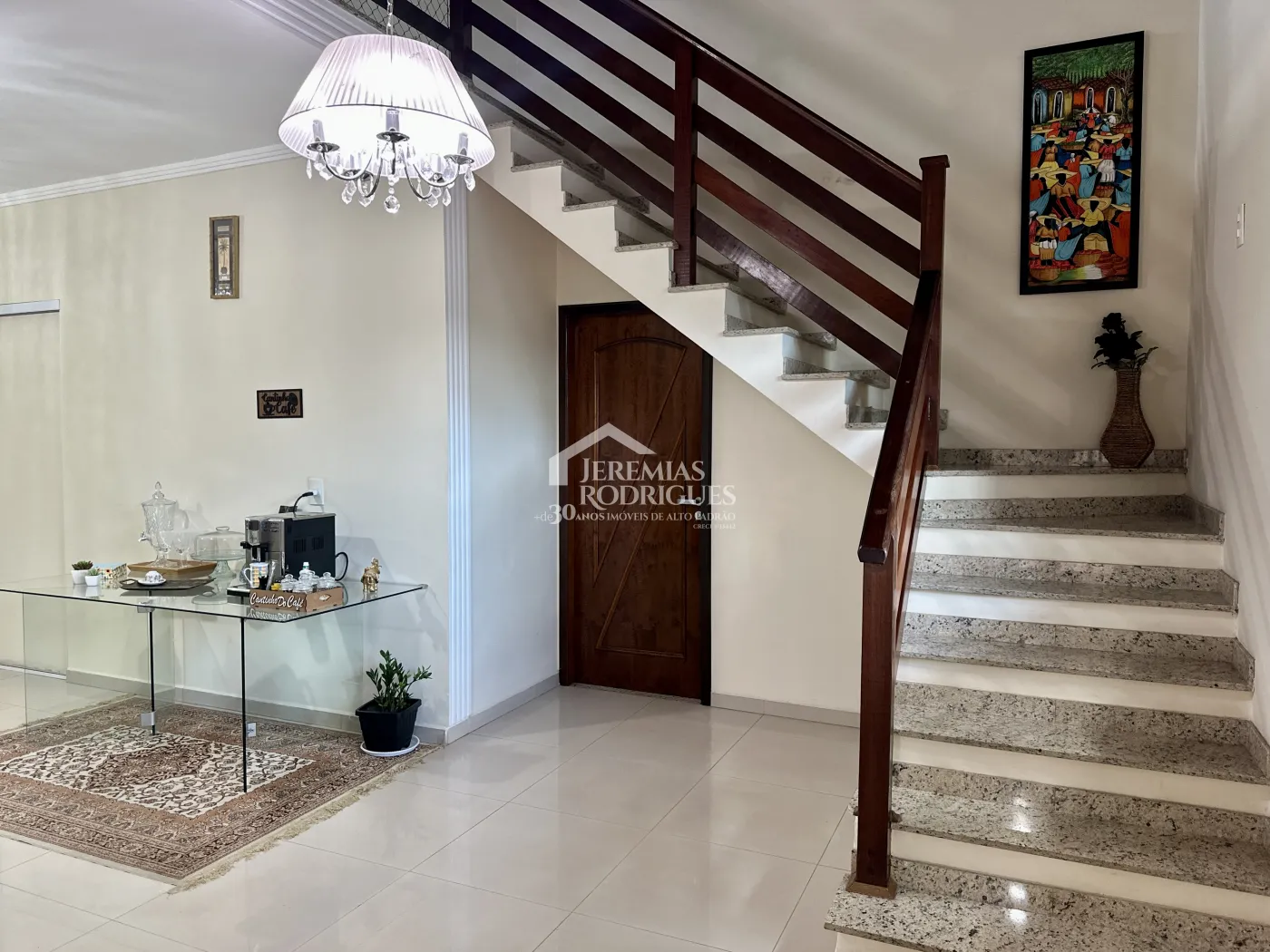 Casa comercial com 320 m² - Chácara Guizard - Taubaté/SP.
