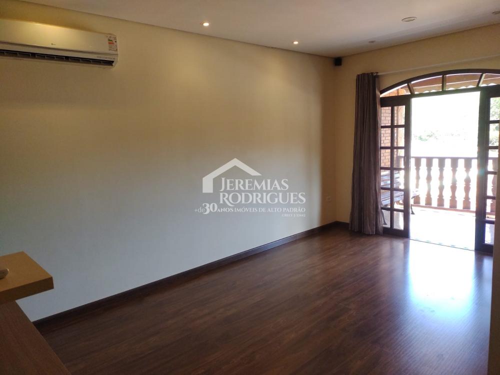 Excelente sobrado no centro de Natividade